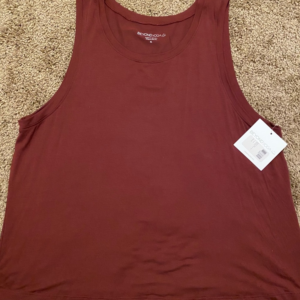 NWT! Beyond Yoga Muscle tank